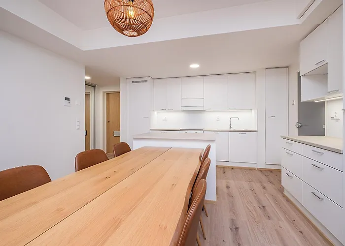 Compact 2Bdr Apartment With Private Sauna
